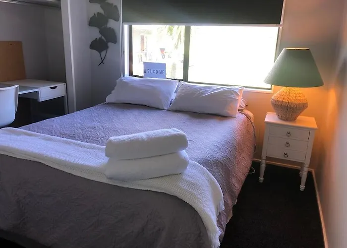 Rural Stay On City Doorstep