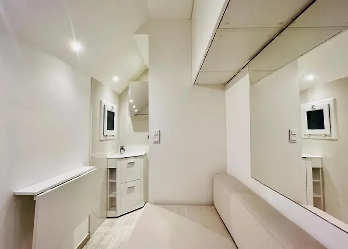 Le Petit Saint-Louis Vila Paris