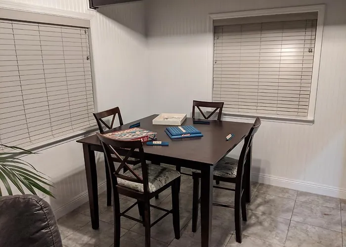 Breckenridge Chalet Near Yosemite. Dog Friendly!