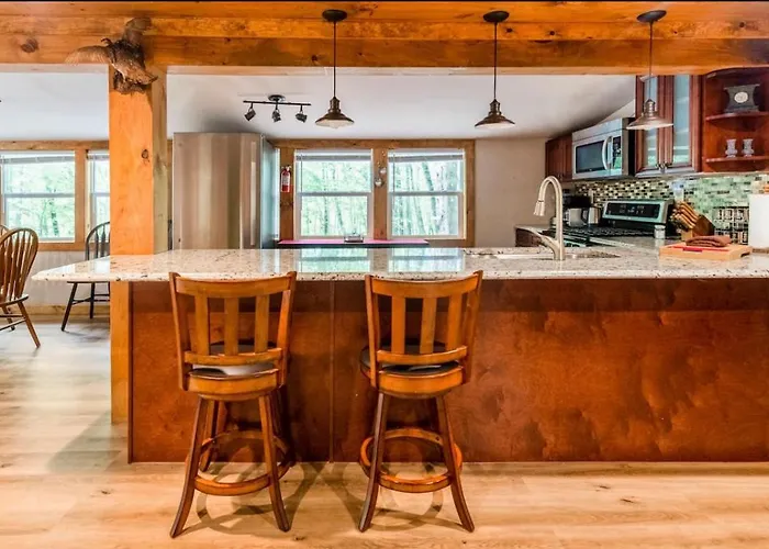 The Nook Lodge - Cabin With Hot Tub At Shawnee And Camelback Mtn