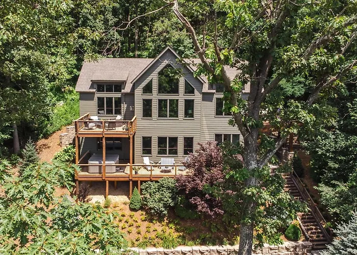 Grand Chalet W/ Hot Tub - Near Wintergreen Resort