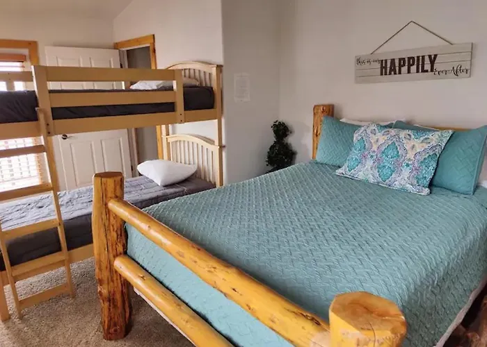 Harbour Village Retreat