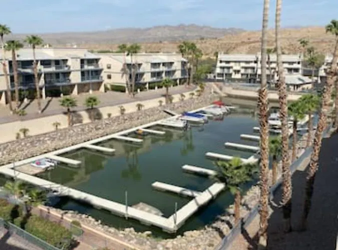 Private Oasis Condo With River Views Across From Laughlin