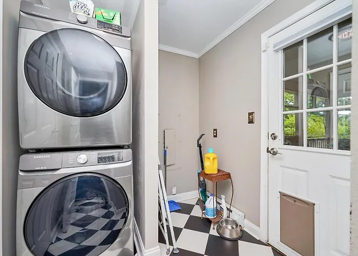 Luxury Home 5 Bedroom 3 Ba Near Beaches And Venues