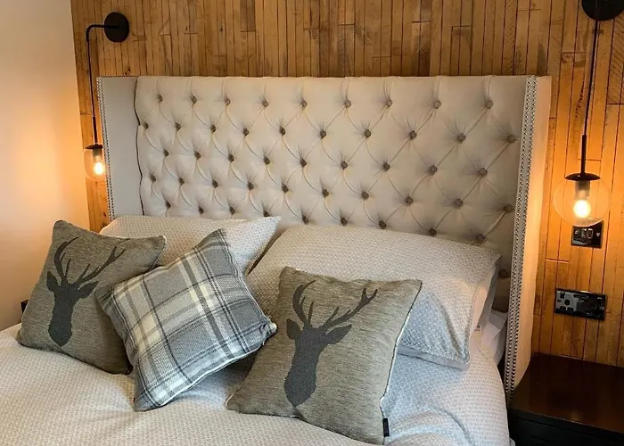 Laburnam Villa - Luxury 4 Bedroom Accommodation In The Heart Of Killin