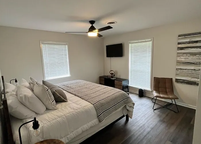 Casa Blanca - Minutes From Tech And Gsu