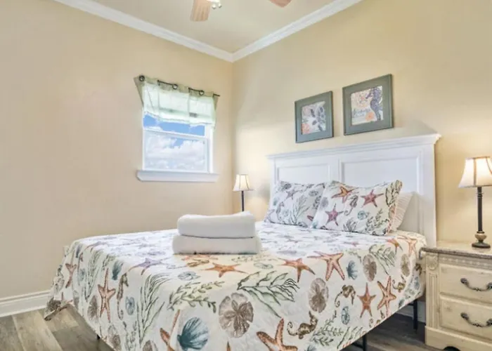 Fancy Nancy 2 Min Walk To Beach, Lyft, Pet-Friendly