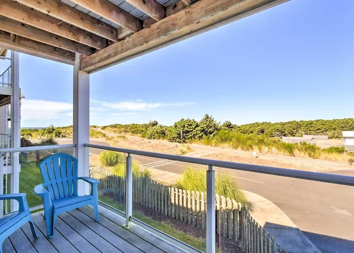 Pet-Friendly Condo, Saltwater Pool, Steps To Beach
