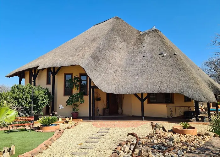 Privathaus Mit Eigenem Pool - Windhoek