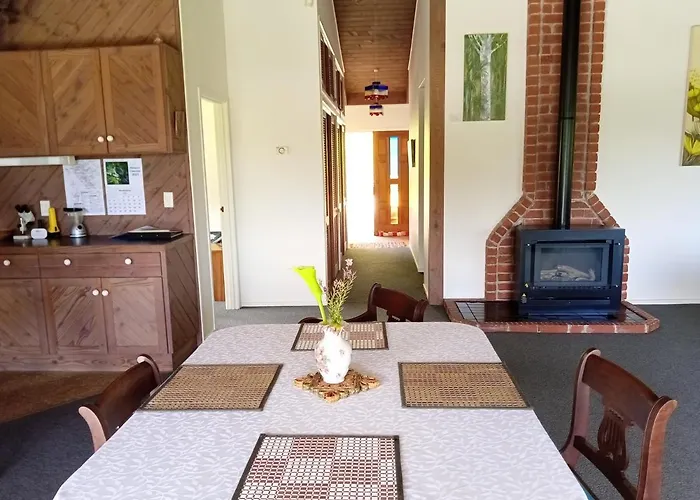 Waiotemarama Falls Lodge