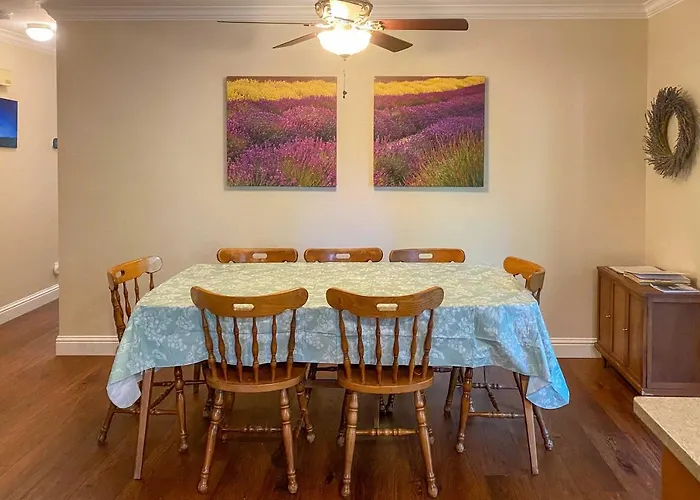 Charming Shasta Lake Retreat: Boat, Hike & Fish!