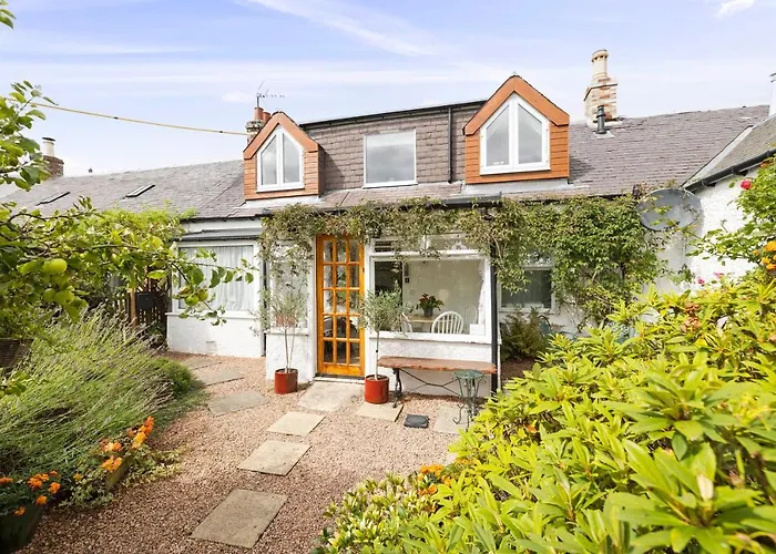 The Nest - Cosy Holiday Cottage