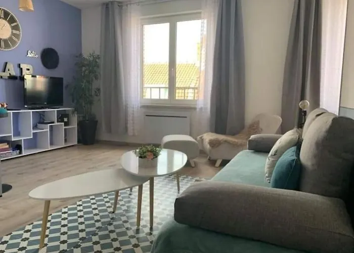 38 Maison entière,place de parking et garage pour moto velo a la demande Dunkirk