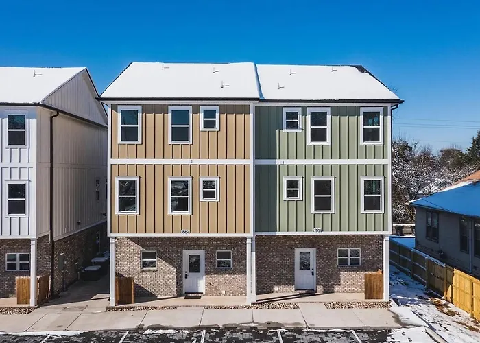 Family-Friendly Murfreesboro Condo With Rooftop View