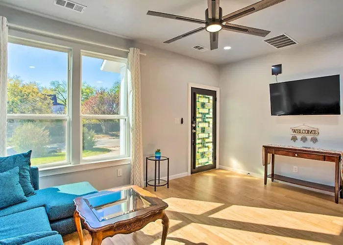 Denison Home W/ Balcony: Walk To Downtown!