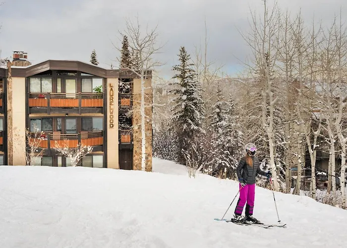 Laurelwood Condominiums 115