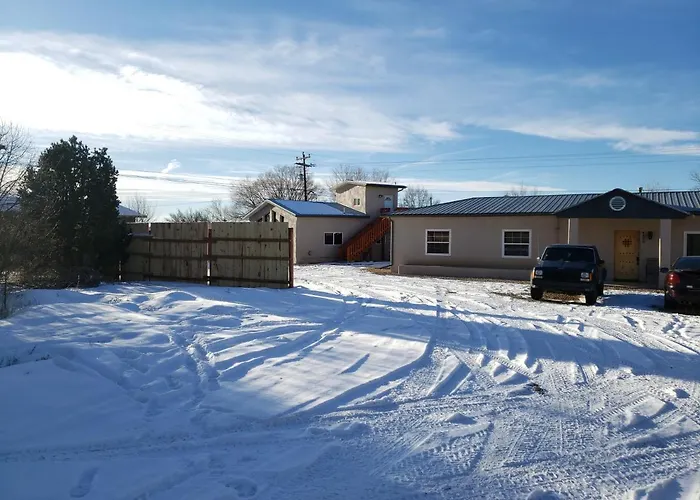 Libby'S Taos Casita - "The Hideaway"