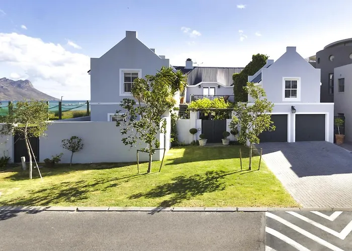 Strand Beach Lodge