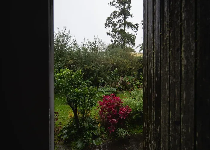 Sete Cidades Lake Lodge
