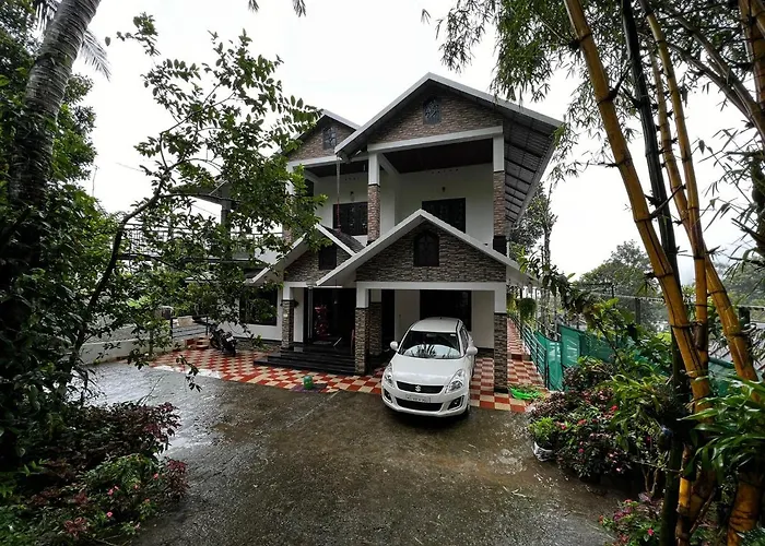 Cherry Blossom Munnar- 2 Bedroom Homestay