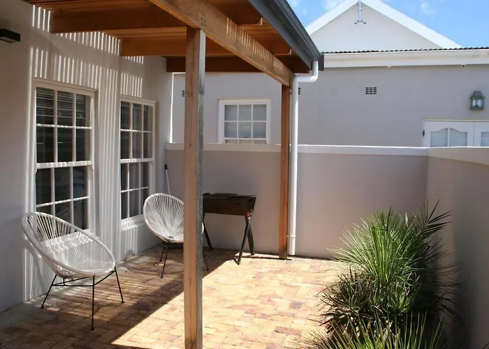 Botany House, In The Heart Of Hermanus