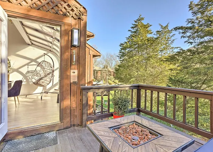 Hike, Ski & Golf: Mtn-View Codo In Vernon Township