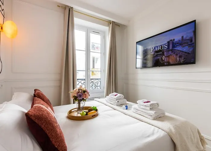 Cosy Room - Montmartre Sacre Coeur 8