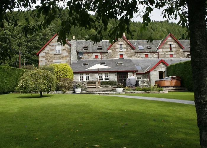 Mains Of Taymouth Country Estate 5* Houses