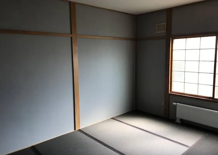 Rusutsu Washi House
