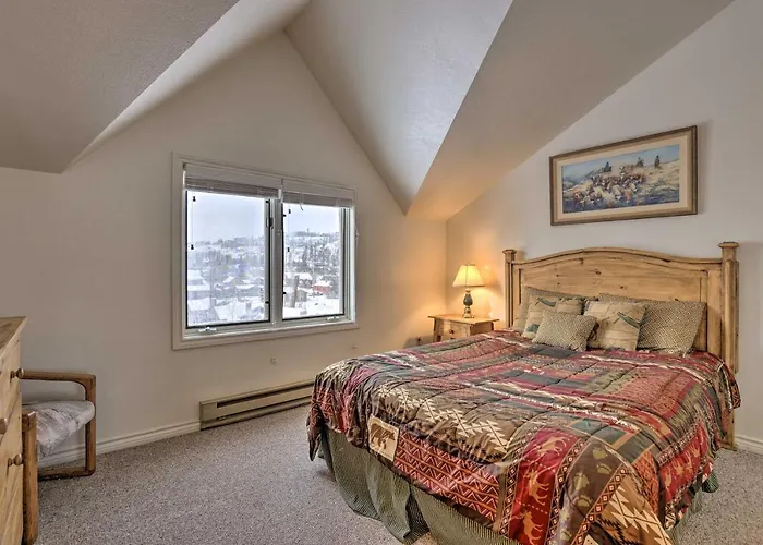Fireplace & Stream Access: Cozy Grand Lake Retreat