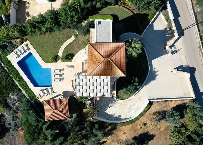 Lake And Sea Villa