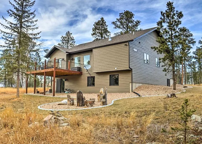 Black Hills Getaway W/ Deck - Near Hiking Trails!