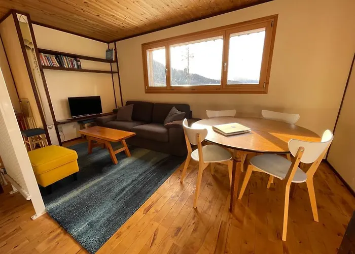 Tamanegi House Luxury 4 Bedroom Ski Chalet
