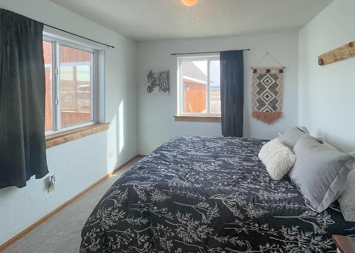 Near Hikes & Arkansas River: Mtn-View Getaway!