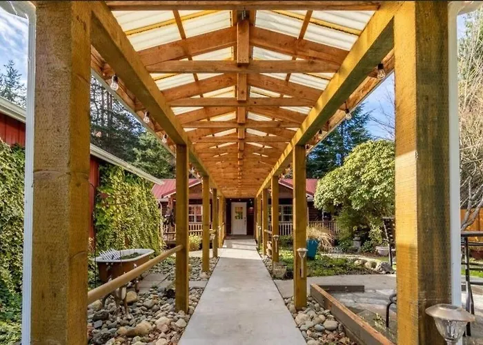 Little Bear'S Bungalow; Log Cabin W/Mountain Views