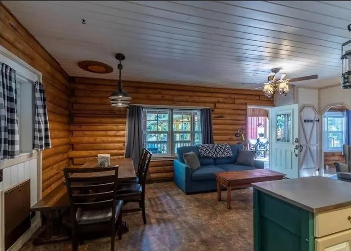 Little Bear'S Bungalow; Log Cabin W/Mountain Views