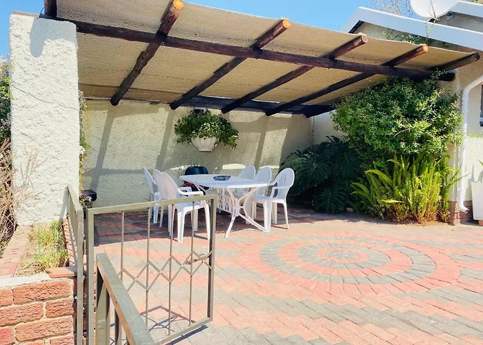 The Valley, Tranquil 3 Bedroom Home With Pool