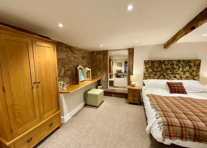 Stunning Barn Minutes From The Lake District