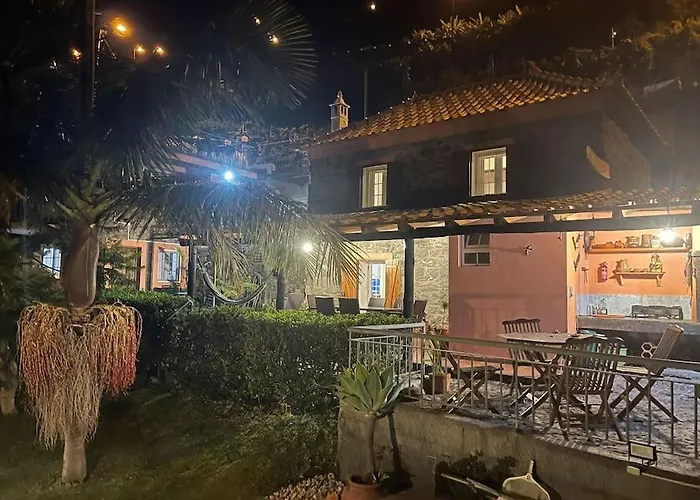 Secluded Cottage W Pool, Oceanside View, 3Br, 3Ba