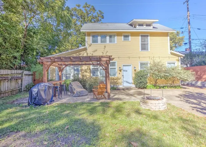 Hip And Spacious Midtown Cottage Near Beale Street