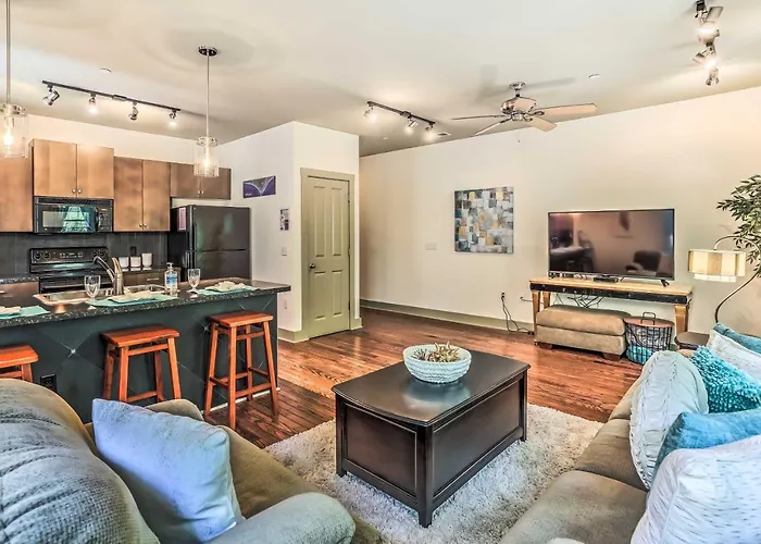 Dwtn Condo 4 Blocks To The Wilmington Riverwalk!