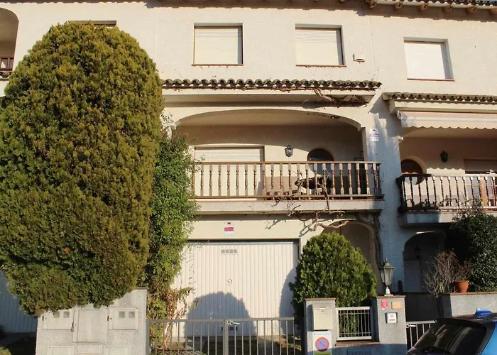 Vacaciones En Maresme Casa Para 7 Personas Sant Iscle De Vallalta