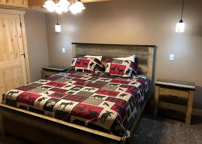 Heated Floors, Hot Tub, Grill