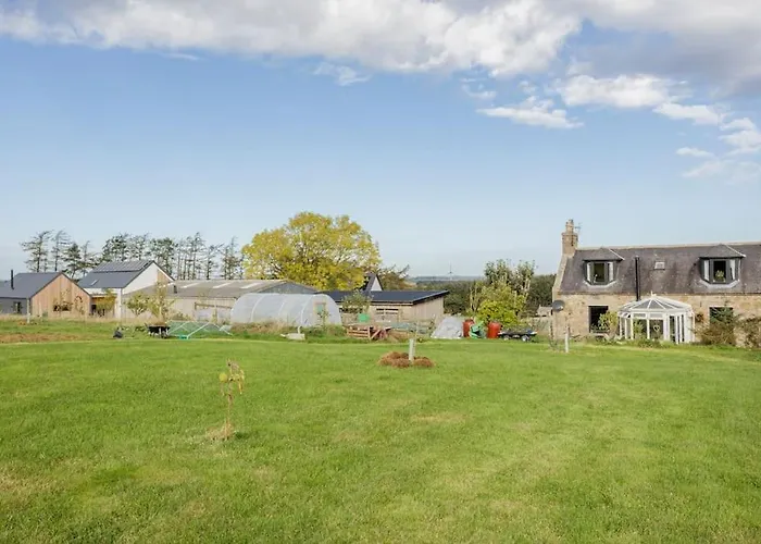 Braiklay Hideaway - Cosy And Modern 1 Bedroom Garden House - Very Dog Friendly!