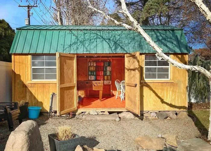 Centrally Located, Family And Furry Friendly Fun!