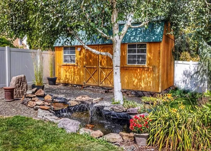 Centrally Located, Family And Furry Friendly Fun!