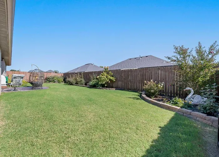 Northwest Arkansas Home Near Bentonville & Trails!