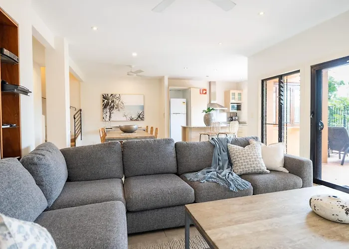 Cavvanbah Beach Villa