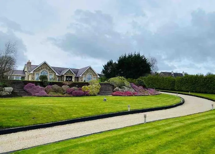 Lakeview Lodge Exclusive Home On The Blessington Lake