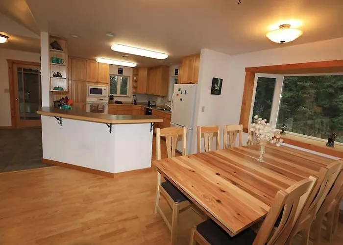 3 Bedroom Home With Amazing Views 11 Mi From Denali